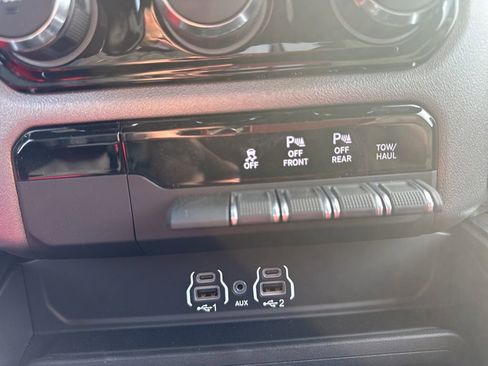New 2026 RAM 1500 Express image 17