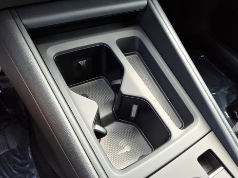 New 2026 Volkswagen Tiguan SE R-Line image 15