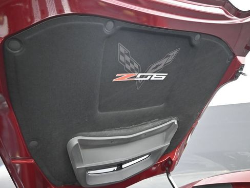 Used 2019 Chevrolet Corvette Z06 RWD image 32