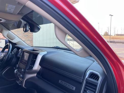 Used 2019 RAM 1500 Laramie image 60