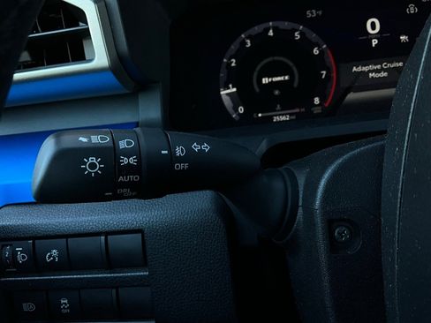 Used 2025 Toyota Tacoma TRD Off-Road image 35