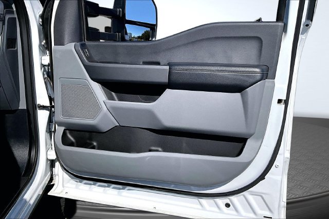 Used 2023 Ford F250 XL w/ STX Appearance Package AWD/4WD image 28