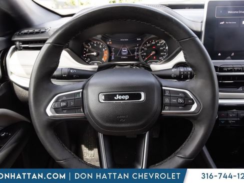 Used 2024 Jeep Compass Limited AWD/4WD image 5