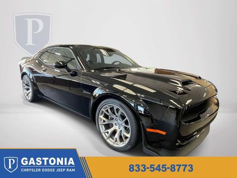 Used 2023 Dodge Challenger SRT Hellcat Redeye RWD image 1