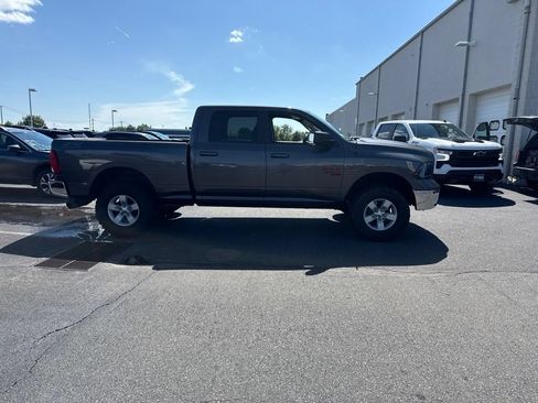 Used 2019 RAM 1500 Classic SLT AWD/4WD image 4