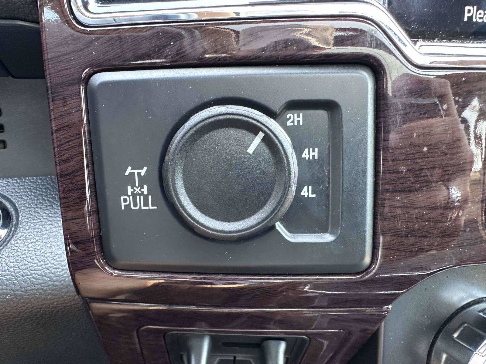 Used 2022 Ford F250 Lariat w/ Lariat Ultimate Package AWD/4WD image 28