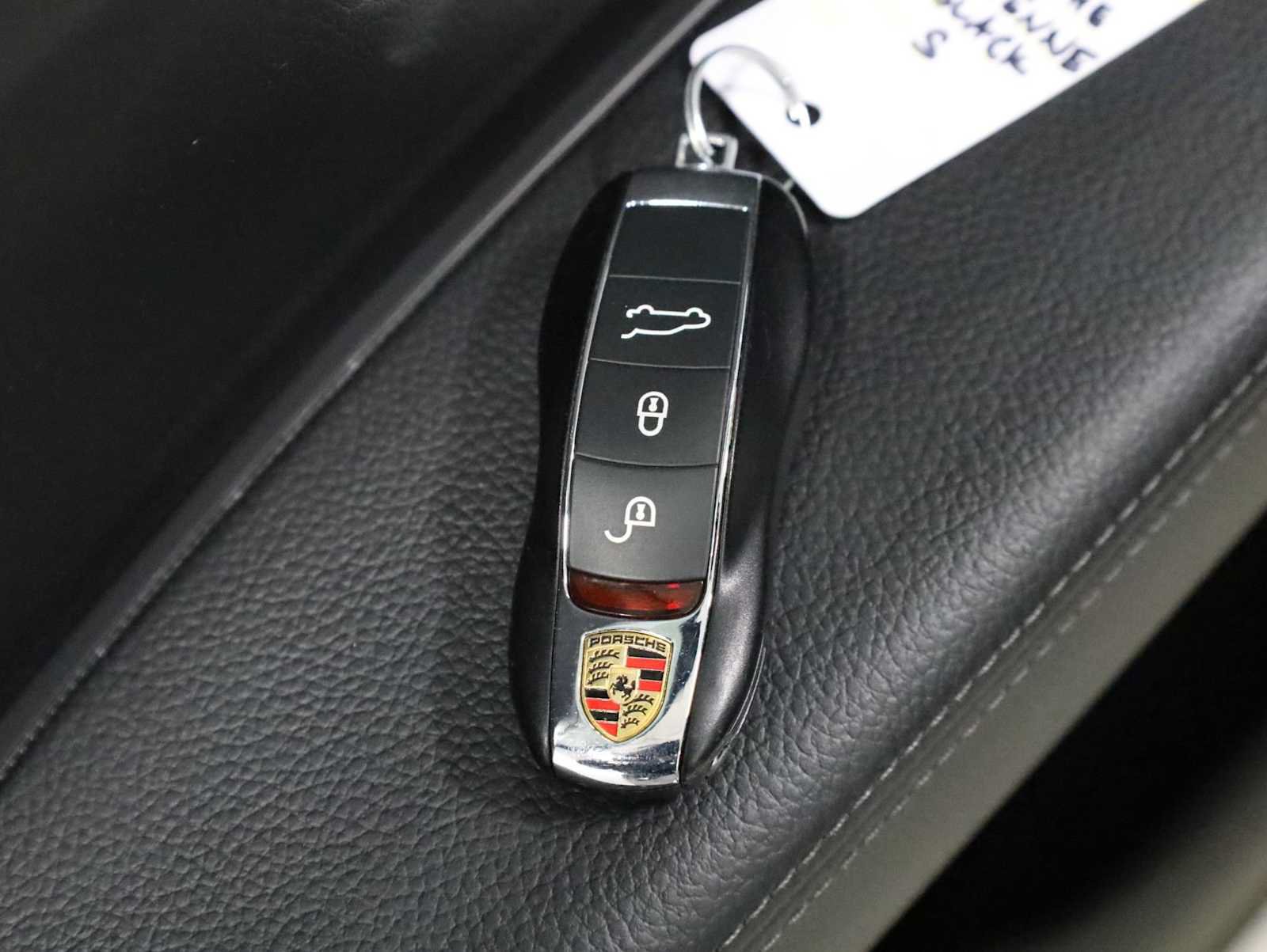 Used 2017 Porsche Cayenne S AWD/4WD image 43