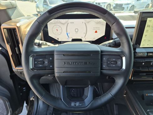 Used 2024 GMC Hummer EV 3X w/ Extreme Off-Road Package AWD/4WD image 18