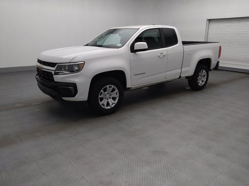 Used 2021 Chevrolet Colorado LT w/ Safety Package RWD image 2