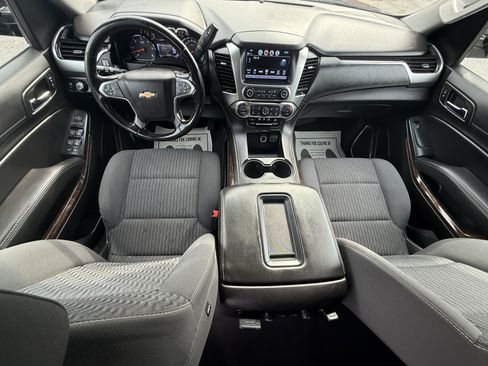 Used 2019 Chevrolet Tahoe LS AWD/4WD image 3
