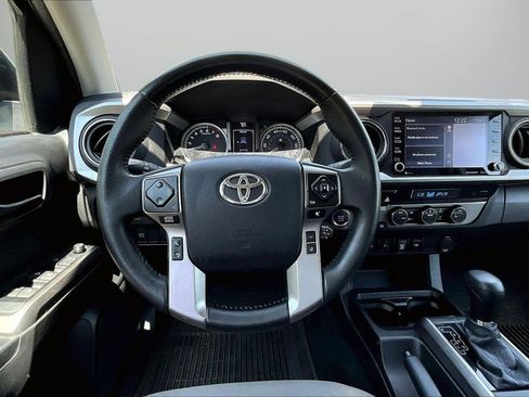 Used 2023 Toyota Tacoma SR5 RWD image 11