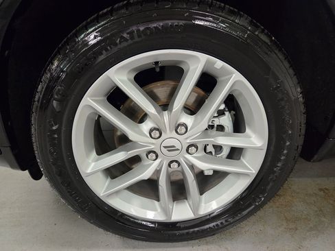 Used 2025 Dodge Durango GT AWD/4WD image 13
