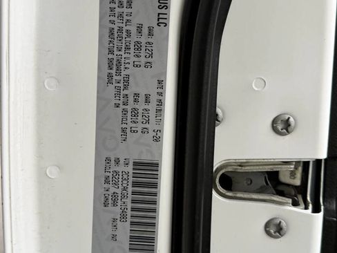 Used 2020 Chrysler 300 Limited image 29