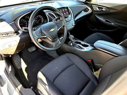 Used 2024 Chevrolet Malibu LT image 8