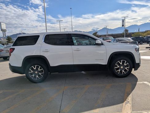 Used 2020 GMC Acadia SLE image 6