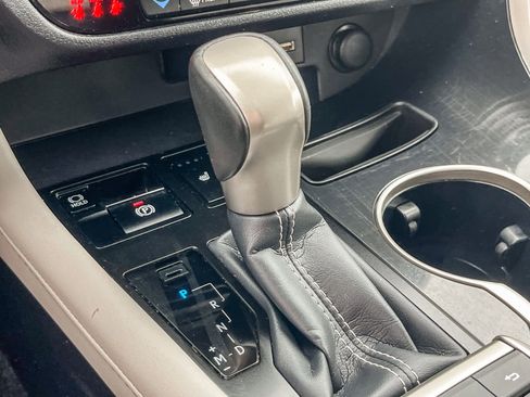 Used 2022 Lexus RX 350 FWD image 18