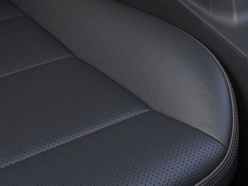 New 2026 GMC Canyon Denali w/ LPO, Denali Black Edition image 21