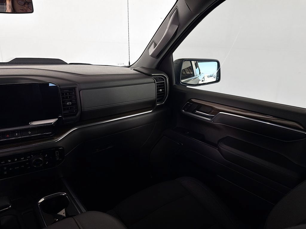 Used 2023 Chevrolet Silverado 1500 LT Trail Boss w/ Protection Package AWD/4WD image 20