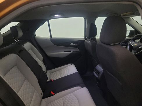 Used 2018 Chevrolet Equinox LS FWD image 19