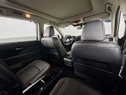 Certified 2024 Nissan Pathfinder Platinum image 29