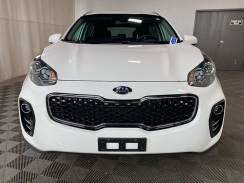 Used 2018 Kia Sportage LX w/ LX Popular Package image 2