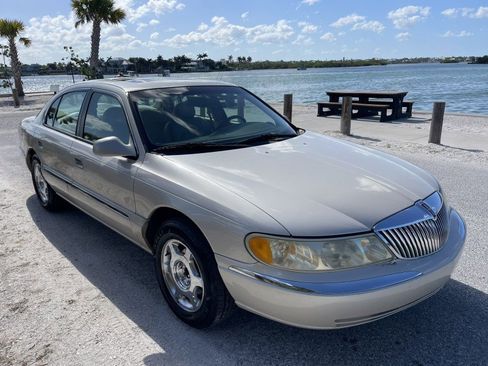Used 1999 Lincoln Continental image 29