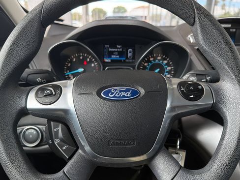 Used 2016 Ford Escape SE FWD image 24