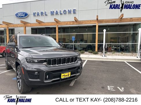 Used 2021 Jeep Grand Cherokee L Overland w/ Luxury Tech Group IV AWD/4WD image 1