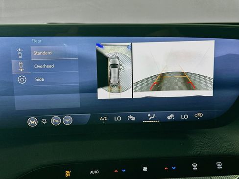 Used 2025 Buick Enclave Preferred FWD image 23