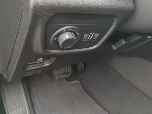 New 2026 Jeep Grand Cherokee Altitude AWD/4WD image 16