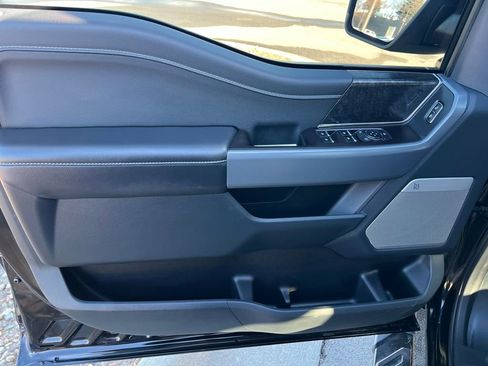 Used 2023 Ford F150 XLT image 15