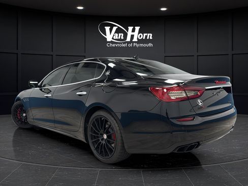 Used 2015 Maserati Quattroporte GTS RWD image 5