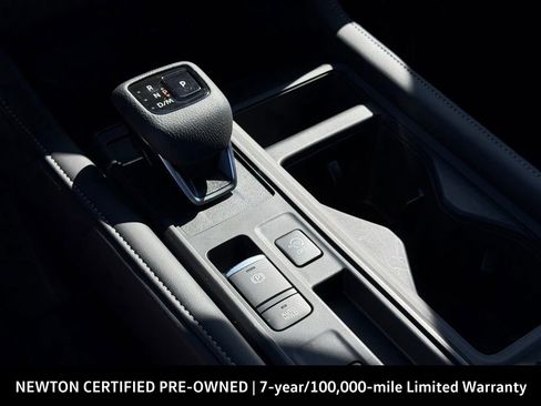 Used 2025 Nissan Pathfinder S FWD image 42