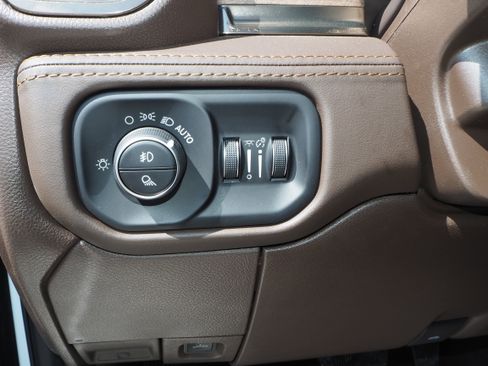 New 2025 RAM 3500 Longhorn image 33