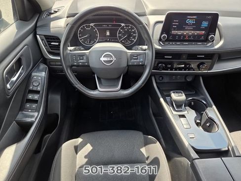 Used 2025 Nissan Rogue SV FWD image 14