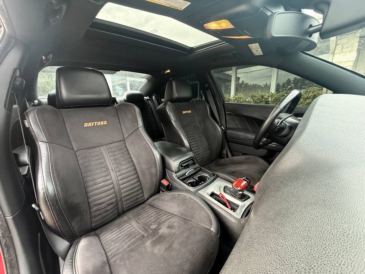 Used 2017 Dodge Charger R/T RWD image 27