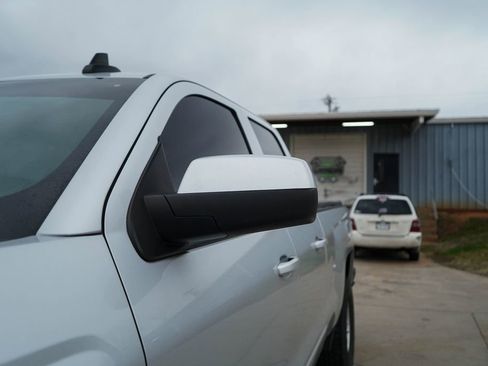 Used 2017 Chevrolet Silverado 1500 LT w/ All Star Edition image 18