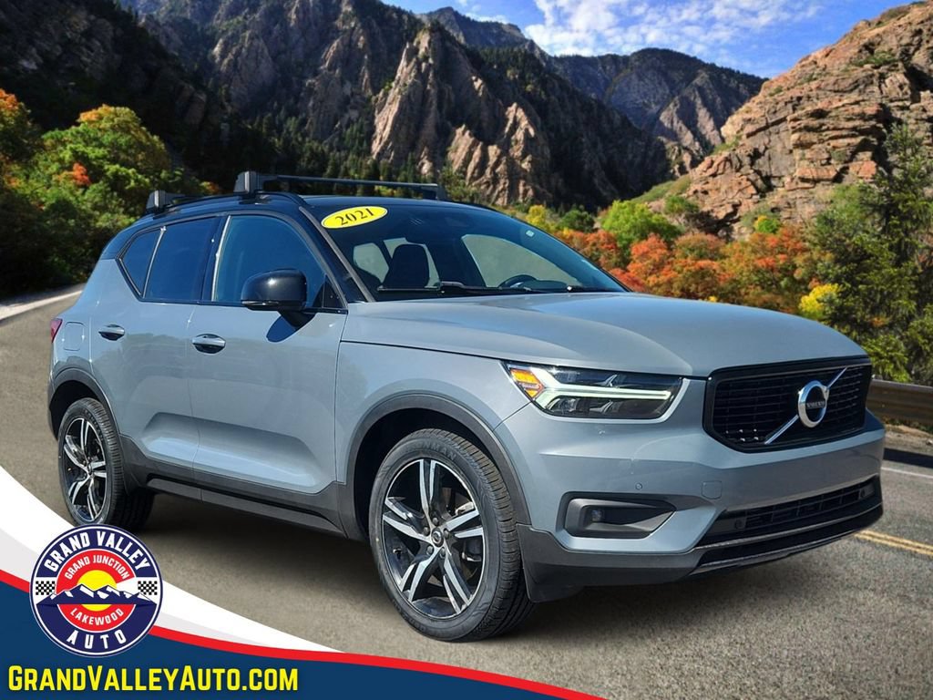 Used 2021 Volvo XC40 T5 R-Design w/ Climate Package AWD/4WD image 1