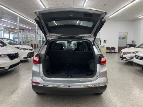 Used 2018 Chevrolet Equinox LT AWD/4WD image 40