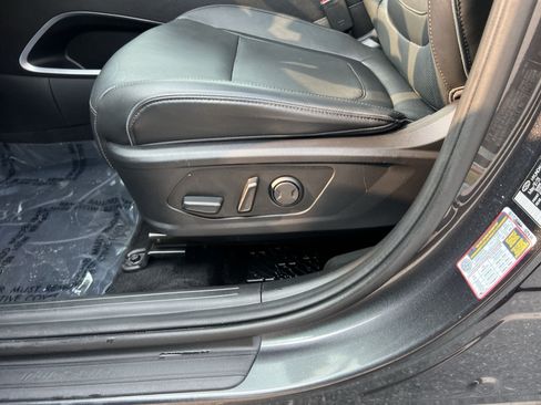 Used 2023 Hyundai Tucson Limited AWD/4WD image 14