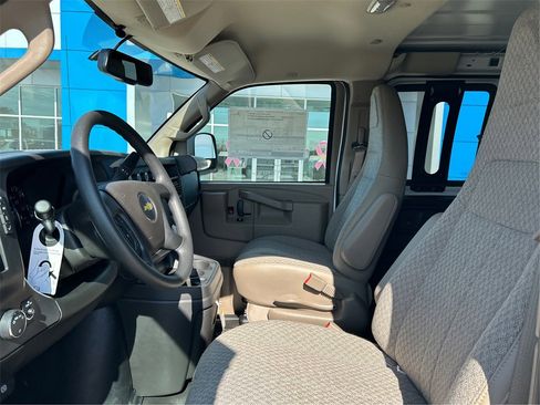 New 2025 Chevrolet Express 2500 w/ Driver Convenience Package image 9