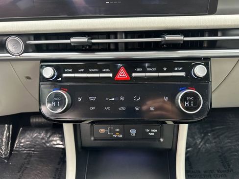 Used 2025 Hyundai Tucson SEL w/ Tow & Go Package image 23