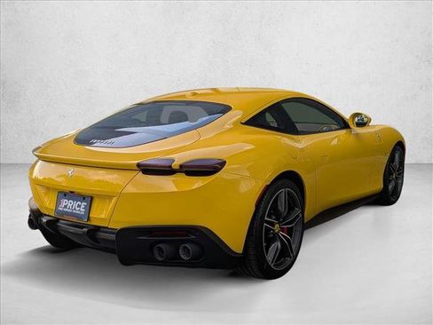 Used 2023 Ferrari Roma RWD image 5
