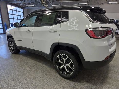 New 2026 Jeep Compass Limited AWD/4WD image 5