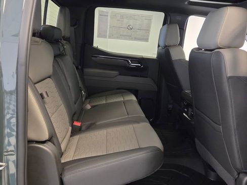 New 2026 Chevrolet Silverado 1500 ZR2 image 17