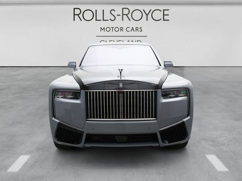 Certified 2025 Rolls-Royce Cullinan Black Badge AWD/4WD image 19