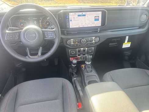 New 2026 Jeep Wrangler Unlimited Rubicon image 19