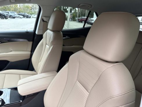 Used 2025 Buick Envision Preferred image 20