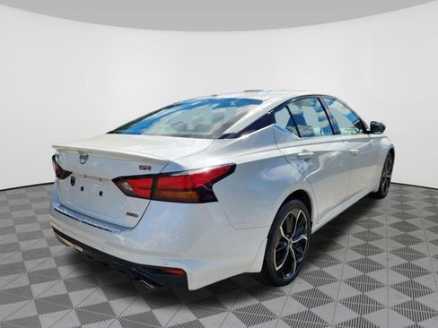 Certified 2023 Nissan Altima 2.5 SR w/ SR Premium Package AWD/4WD image 4