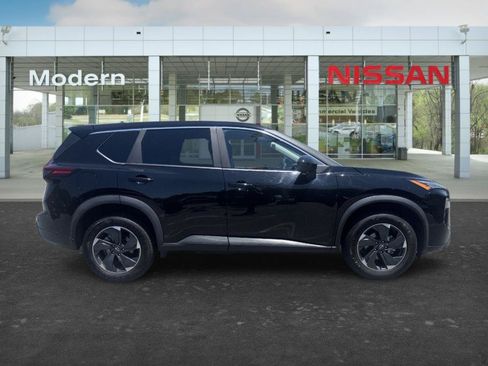 Certified 2024 Nissan Rogue SV AWD/4WD image 7